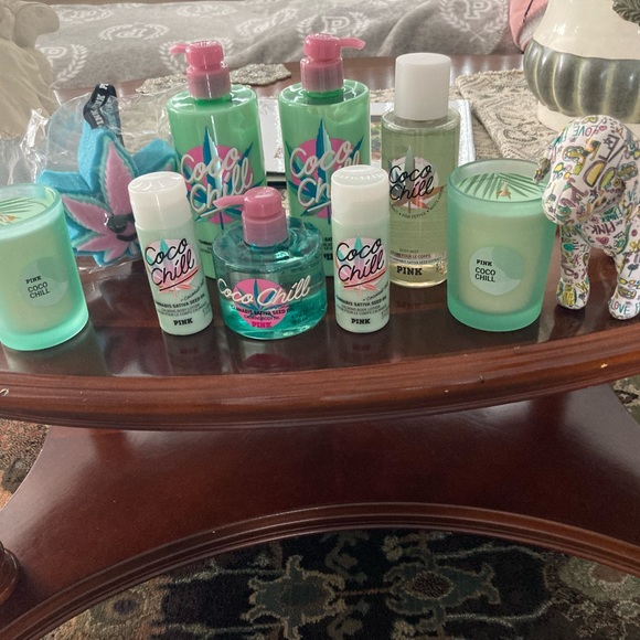 ******SOLD********VS PINK Coco Chill Bath & Body Bundle NWT - Picture 5 of 5